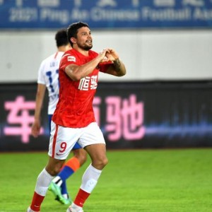 问鼎娱乐官网-广东德比决定赛区领头羊 韦世豪阿兰或将出战深足